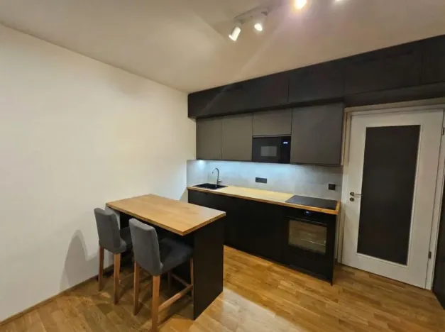 Pronájem bytu 1+kk, Praha - Modřany, Vorařská, 32 m2