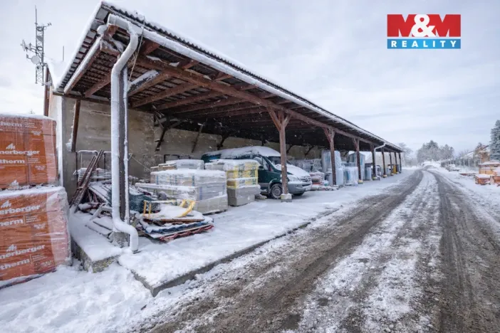 Prodej obchodního prostoru, Hřibiny-Ledská - Hřibiny, 900 m2