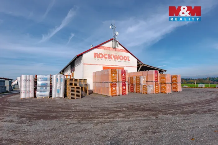 Prodej obchodního prostoru, Hřibiny-Ledská - Hřibiny, 900 m2