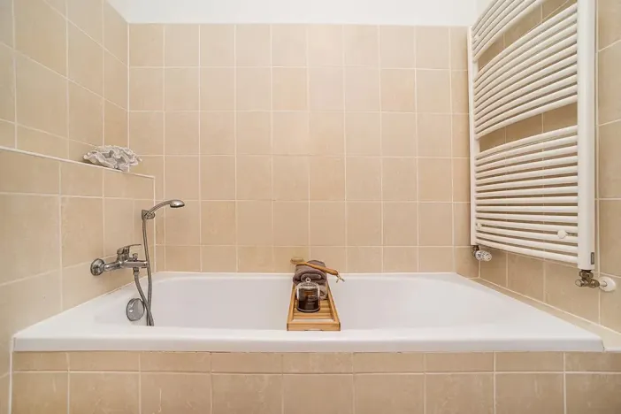 Pronájem bytu 2+kk, Praha - Řeporyje, Wiesenthalova, 59 m2