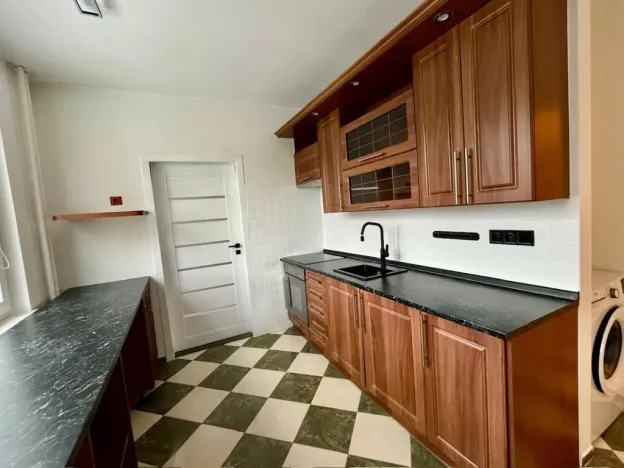 Pronájem bytu 2+1, České Budějovice, Rudolfovská tř., 59 m2