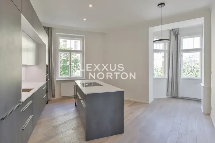 Pronájem bytu 3+kk, Praha - Vinohrady, náměstí Jiřího z Poděbrad, 138 m2