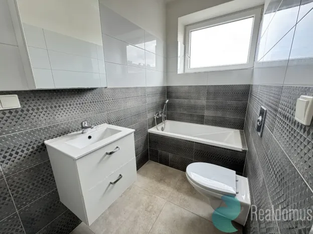 Pronájem bytu 2+kk, Kaplice, Omlenická, 40 m2