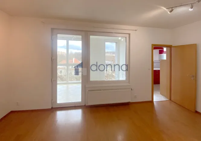 Pronájem bytu 2+1, Praha, Nademlejnská, 39 m2