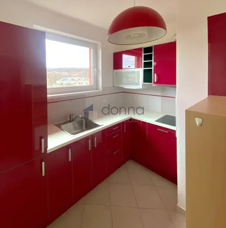 Pronájem bytu 2+1, Praha, Nademlejnská, 35 m2