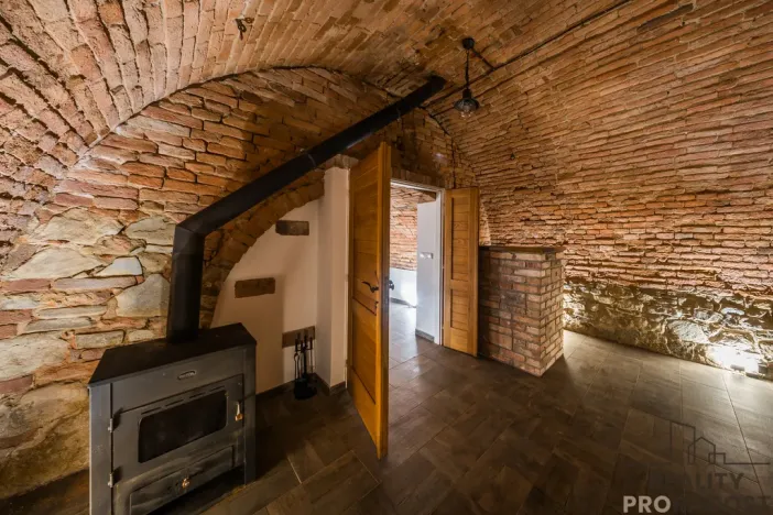 Prodej vinného sklepa, Domanín, 150 m2