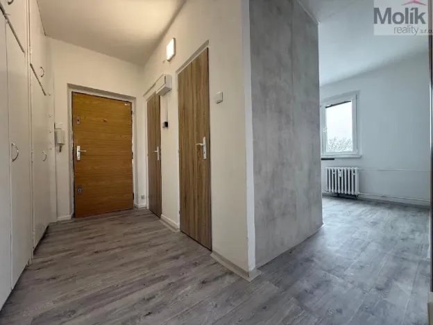 Pronájem bytu 2+1, Most, Jaroslava Vrchlického, 56 m2