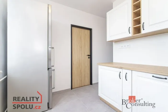 Pronájem bytu 2+1, Opava, Hany Kvapilové, 57 m2