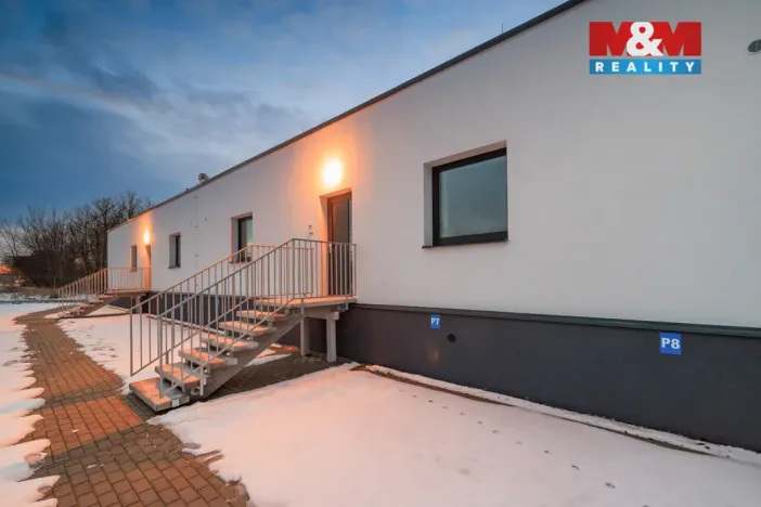 Pronájem kanceláře, Dobřany, Alšova, 56 m2