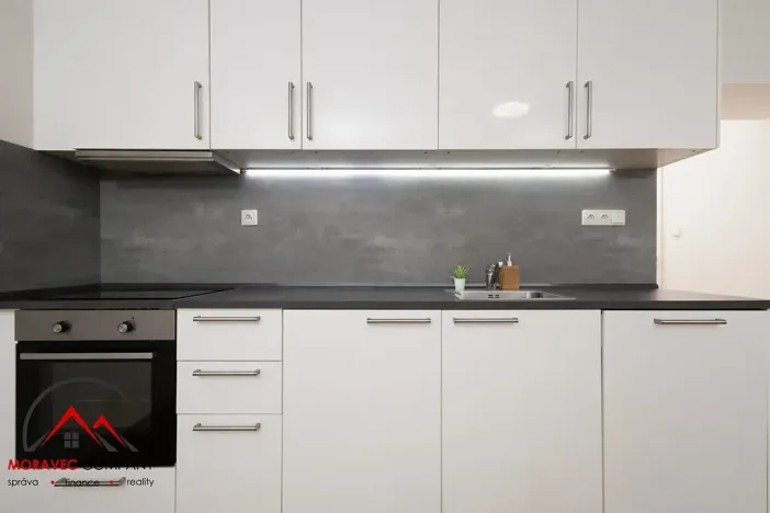 Pronájem bytu 2+kk, Ostrava, Československé armády, 44 m2