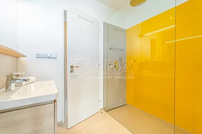 Prodej bytu 2+kk, Mladé Buky, 52 m2