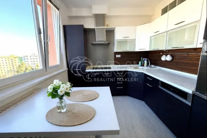 Pronájem bytu 3+1, Praha - Letňany, Bukovecká, 75 m2