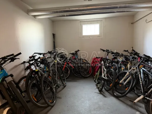 Pronájem bytu 3+1, Praha - Letňany, Bukovecká, 75 m2