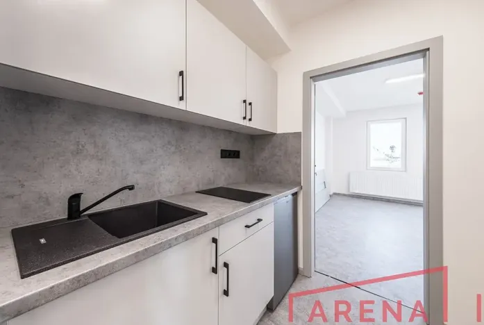 Pronájem skladu, Brno, Tovární, 364 m2