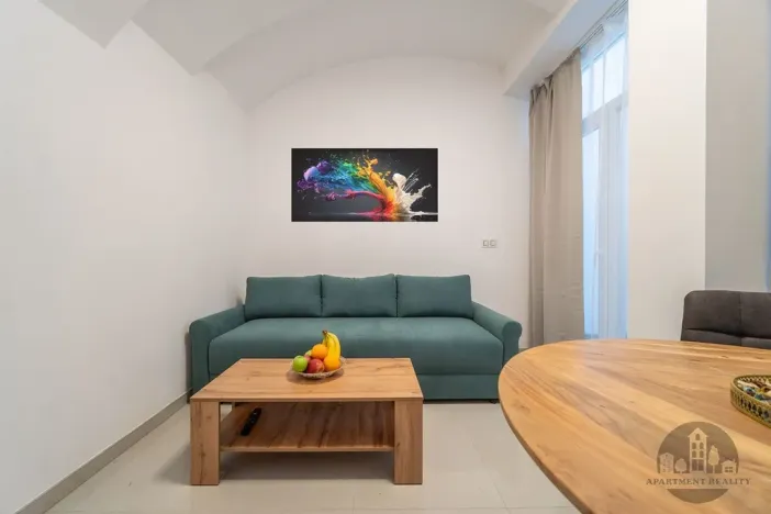 Pronájem bytu 2+kk, Praha - Karlín, Sokolovská, 40 m2