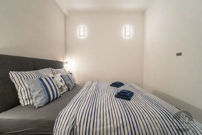 Pronájem bytu 2+kk, Praha - Karlín, Sokolovská, 40 m2