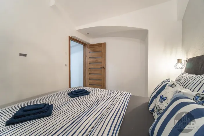 Pronájem bytu 2+kk, Praha - Karlín, Sokolovská, 40 m2