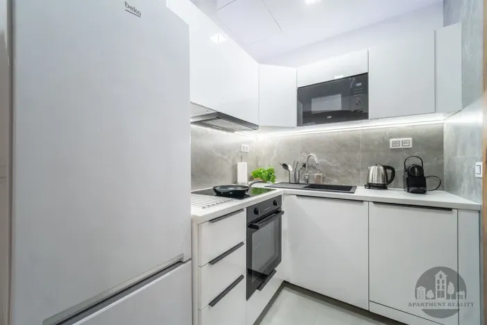 Pronájem bytu 2+kk, Praha - Karlín, Sokolovská, 40 m2