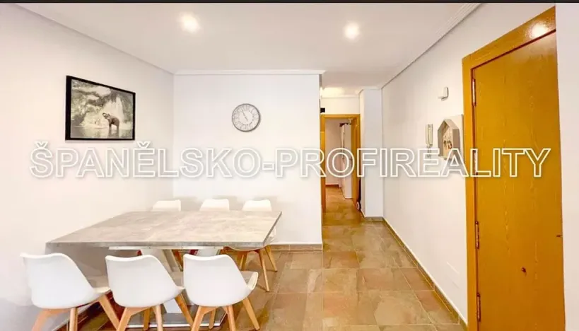 Prodej bytu 4+1, Alicante, Španělsko, 70 m2