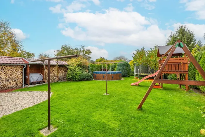 Prodej rodinného domu, Hradištko, 241 m2