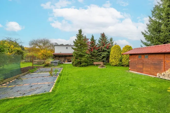 Prodej rodinného domu, Hradištko, 241 m2