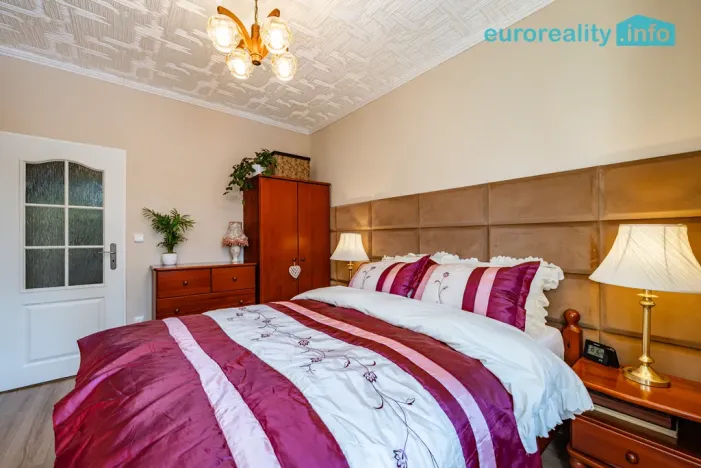 Prodej bytu 2+1, Mariánské Lázně, Žižkova, 52 m2