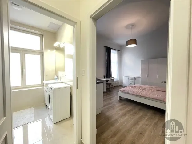 Pronájem bytu 1+kk, Praha, Půtova, 24 m2