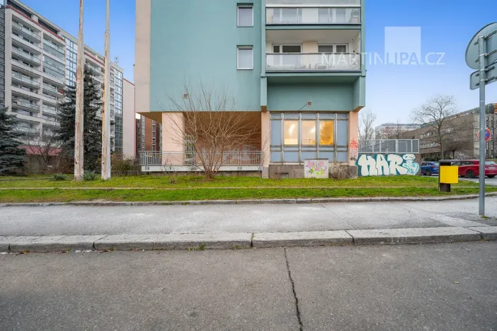 Prodej kanceláře, Praha - Vršovice, Kazašská, 32 m2