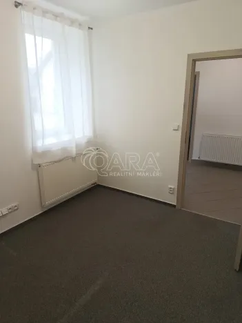 Pronájem kanceláře, Bystřice, Syllabova, 103 m2