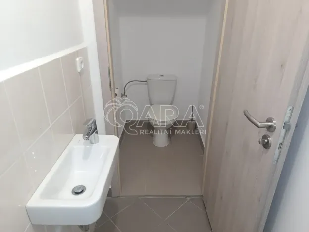 Pronájem kanceláře, Bystřice, Syllabova, 103 m2