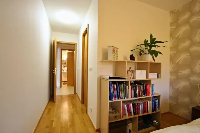 Pronájem bytu 2+kk, Praha - Košíře, Linhartova, 76 m2