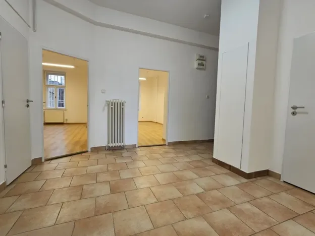 Pronájem kanceláře, Praha, Pod Nuselskými schody, 105 m2