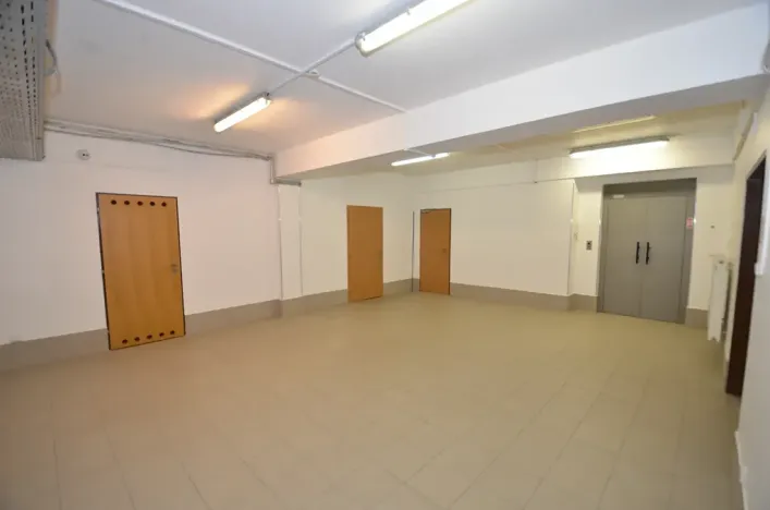 Pronájem skladu, Liberec, Řeznická, 227 m2