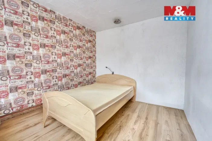 Prodej rodinného domu, Stříbro - Otročín, 300 m2