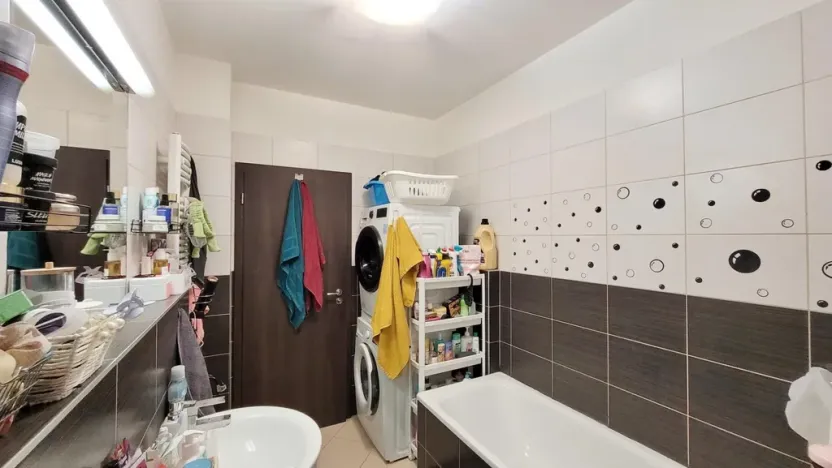 Pronájem bytu 2+kk, Praha - Střížkov, Makedonská, 49 m2