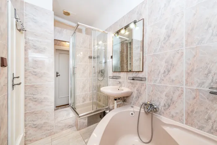 Pronájem bytu 2+1, Praha - Vokovice, Kladenská, 80 m2