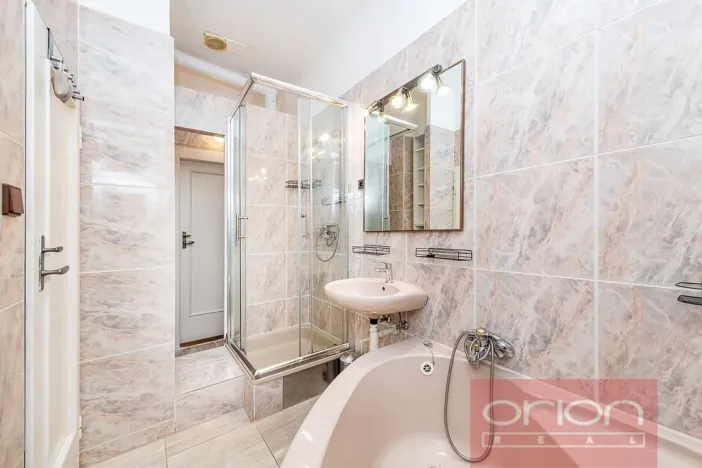 Pronájem bytu 2+1, Praha - Vokovice, Kladenská, 80 m2