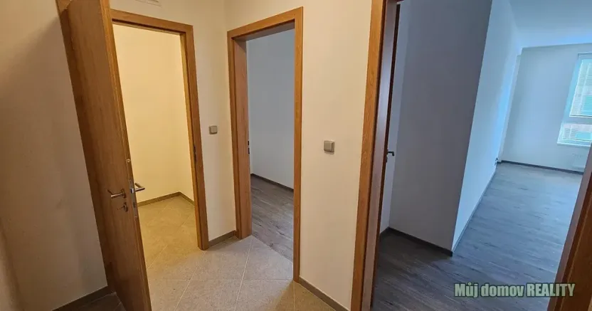 Pronájem bytu 2+kk, Praha - Ruzyně, Stočesova, 57 m2