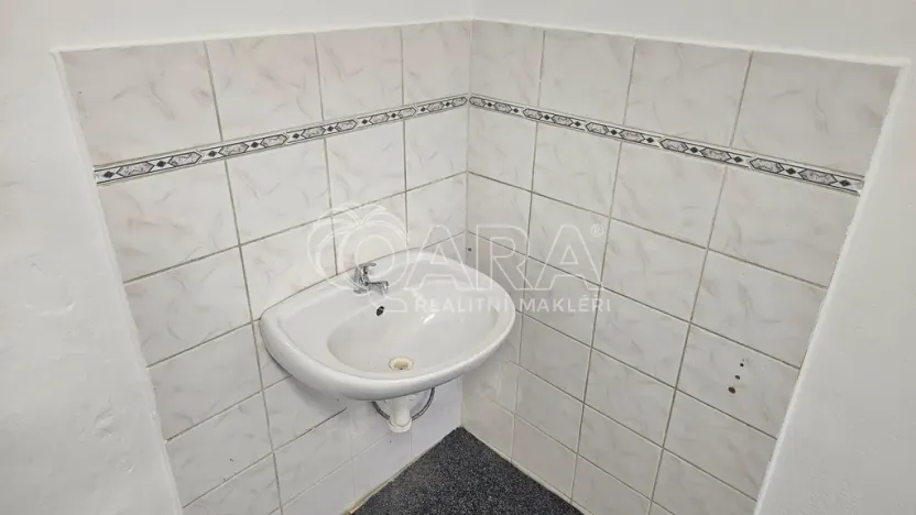 Pronájem kanceláře, Beroun - Beroun-Město, Plzeňská, 23 m2