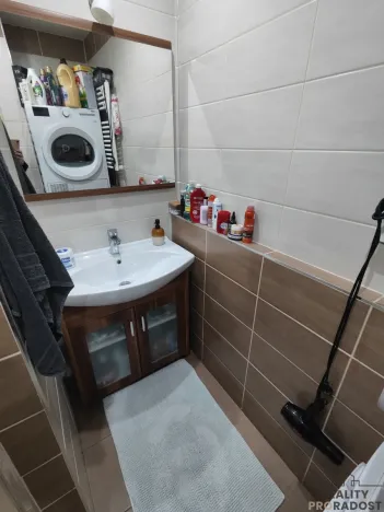 Pronájem bytu 2+1, Chomutov, Dřínovská, 62 m2