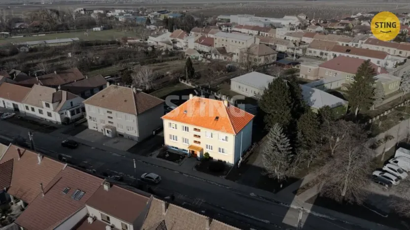 Prodej bytu 3+1, Tvrdonice, Družstevní, 72 m2
