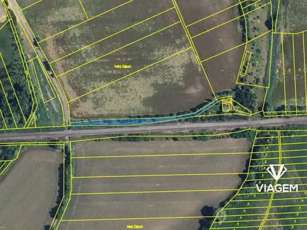 Prodej pole, Radhošť, 1743 m2