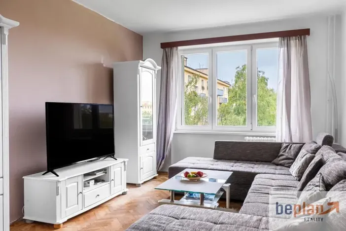 Prodej bytu 2+1, Praha - Hloubětín, Poděbradská, 56 m2