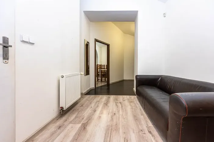 Pronájem obchodního prostoru, Praha - Žižkov, Husitská, 135 m2