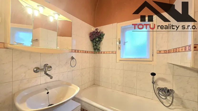 Prodej bytu 2+kk, Jaroměř, 65 m2