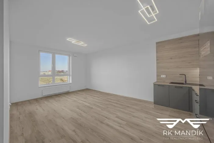Pronájem bytu 2+kk, Praha, Stočesova, 51 m2