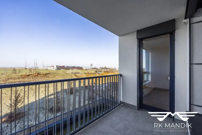 Pronájem bytu 2+kk, Praha, Stočesova, 51 m2