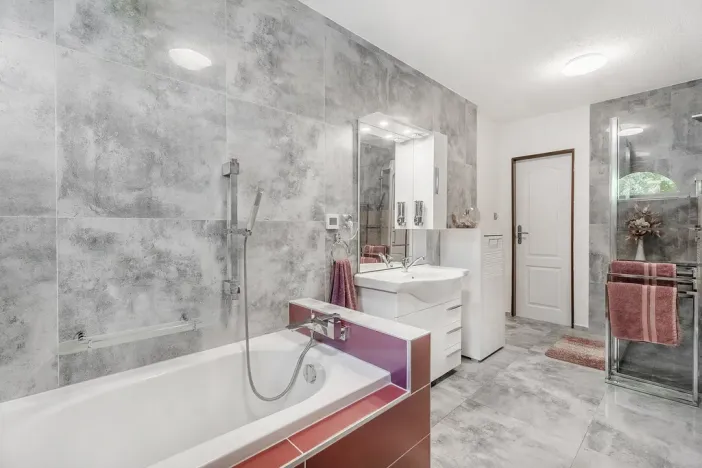 Prodej výrobních prostor, Jablonec nad Nisou - Rýnovice, Jezdecká, 178 m2