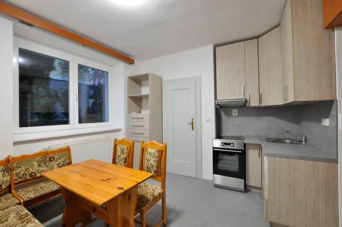 Pronájem bytu 2+1, Trutnov - Střední Předměstí, náměstí Hraničářů, 43 m2