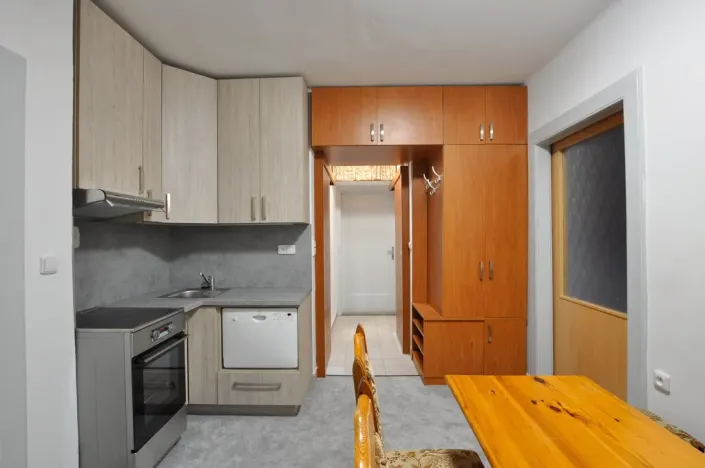 Pronájem bytu 2+1, Trutnov - Střední Předměstí, náměstí Hraničářů, 43 m2